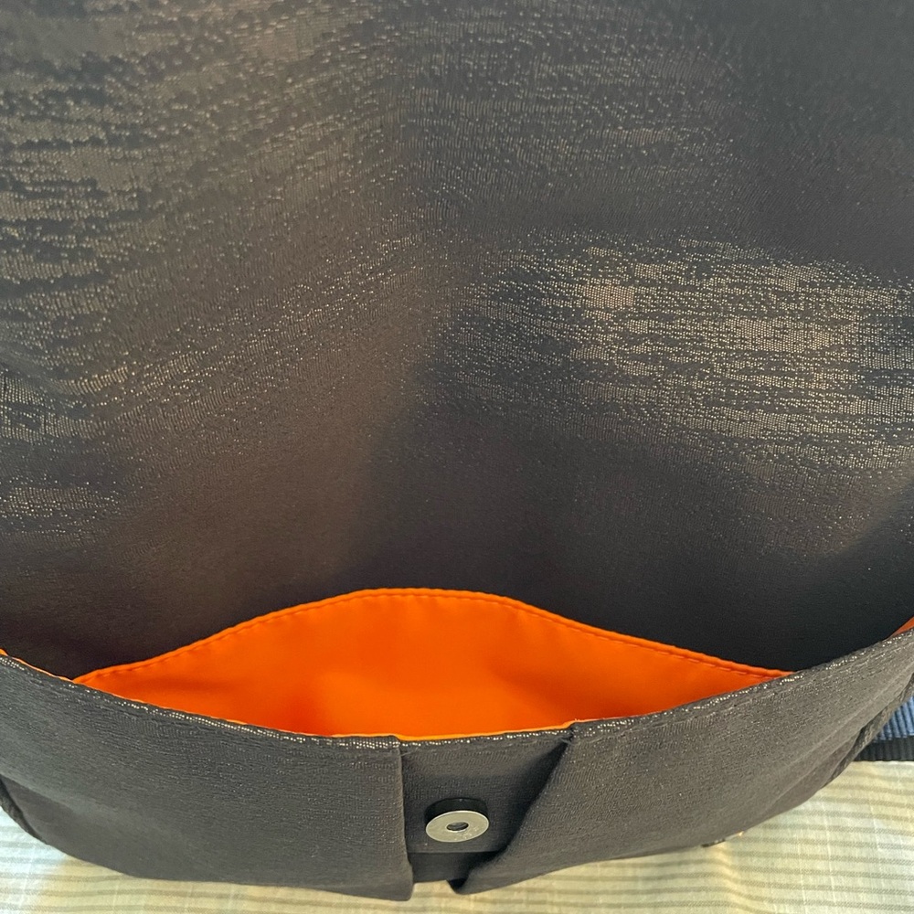 lululemon athletica Black Crossbody Bag - Picture 9 of 11